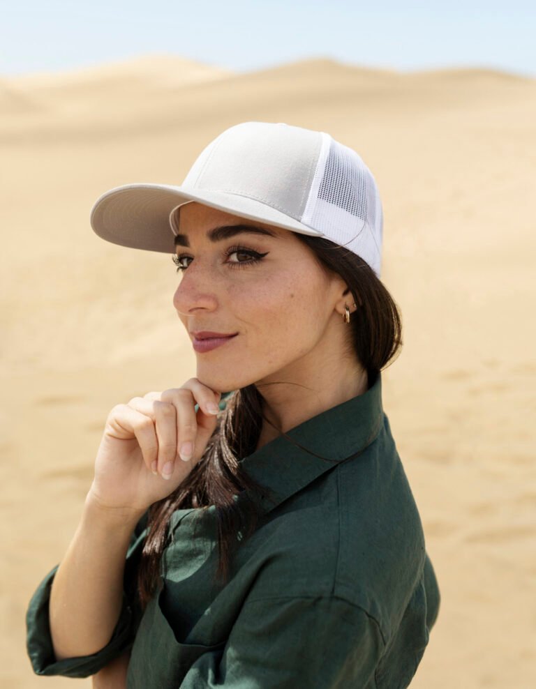 CLASSIC BLACK TRUCKER CAP
